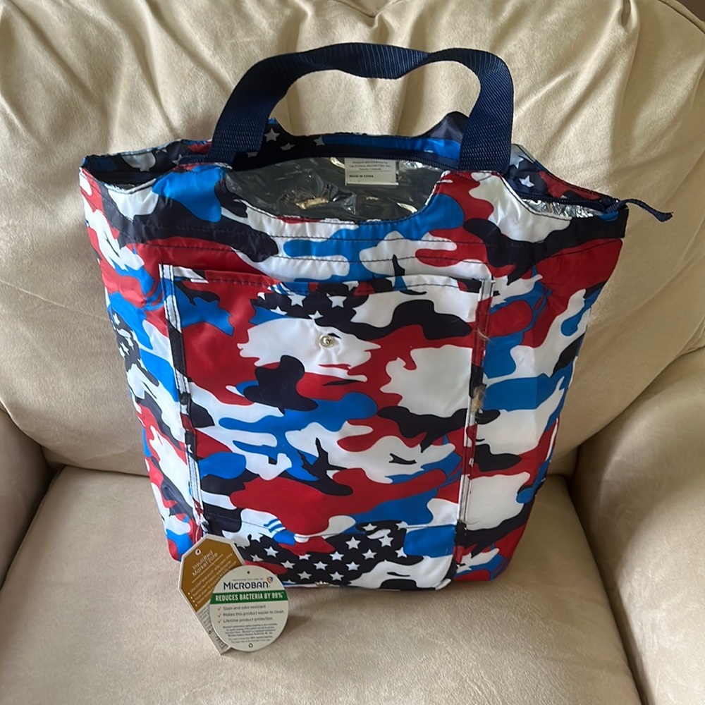 NWT New Insulated Beach Tote Bag